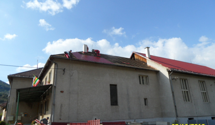Oprava strechy na budove Obecného úradu 9-10/2019