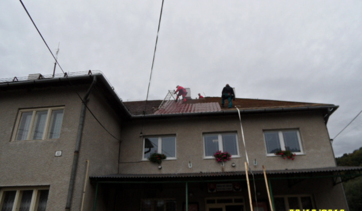 Oprava strechy na budove Obecného úradu 9-10/2019