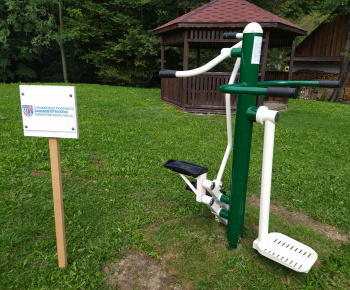 Aktuality / Workoutové cvičisko v oddychovej zóne - foto