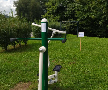 Aktuality / Workoutové cvičisko v oddychovej zóne - foto